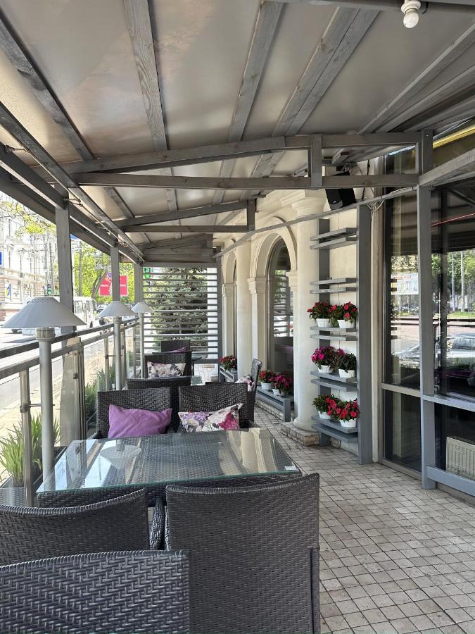 Hotel Palladium Oldenburg Bagian luar foto