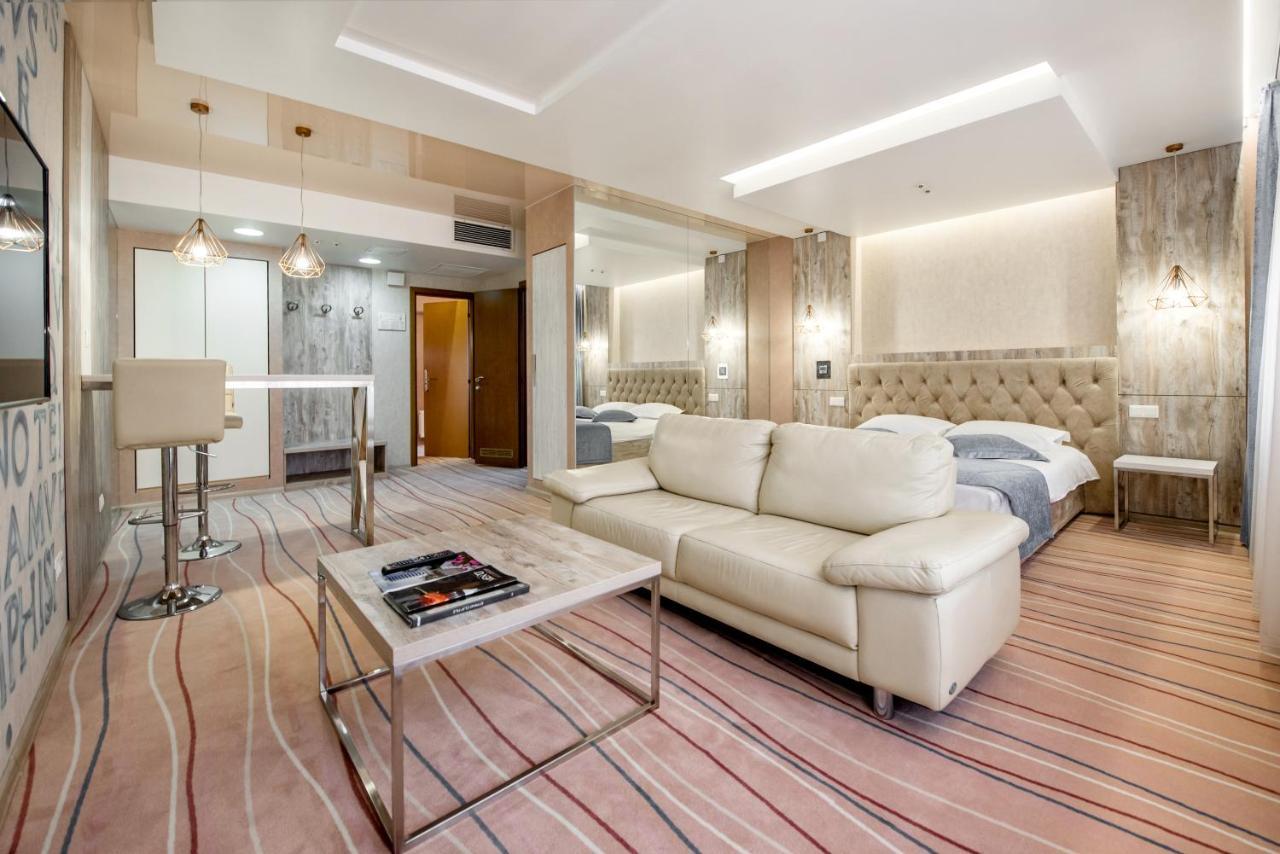 Hotel Palladium Oldenburg Bagian luar foto
